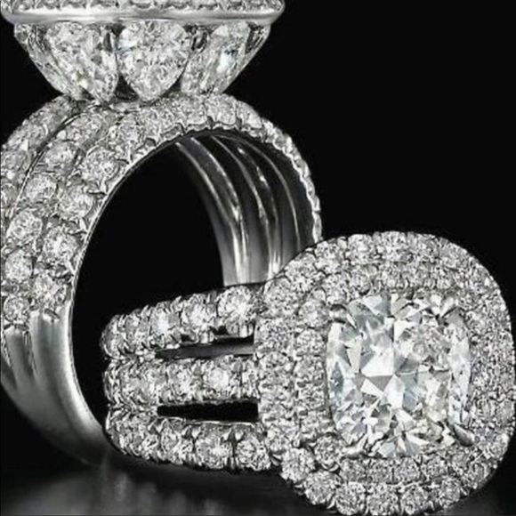 NEW 925 STERLING SILVER DIAMOND HALO RING - Picture 3 of 6